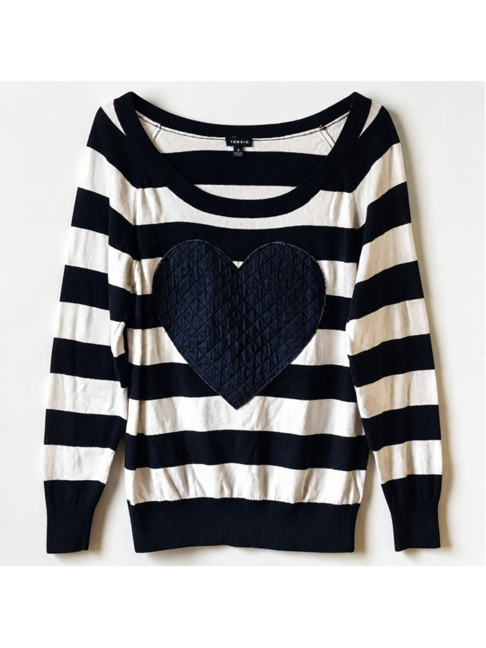 Torrid Stripe Pullover Sweater Quilted Heart Sz 1X - Picture 3 of 8